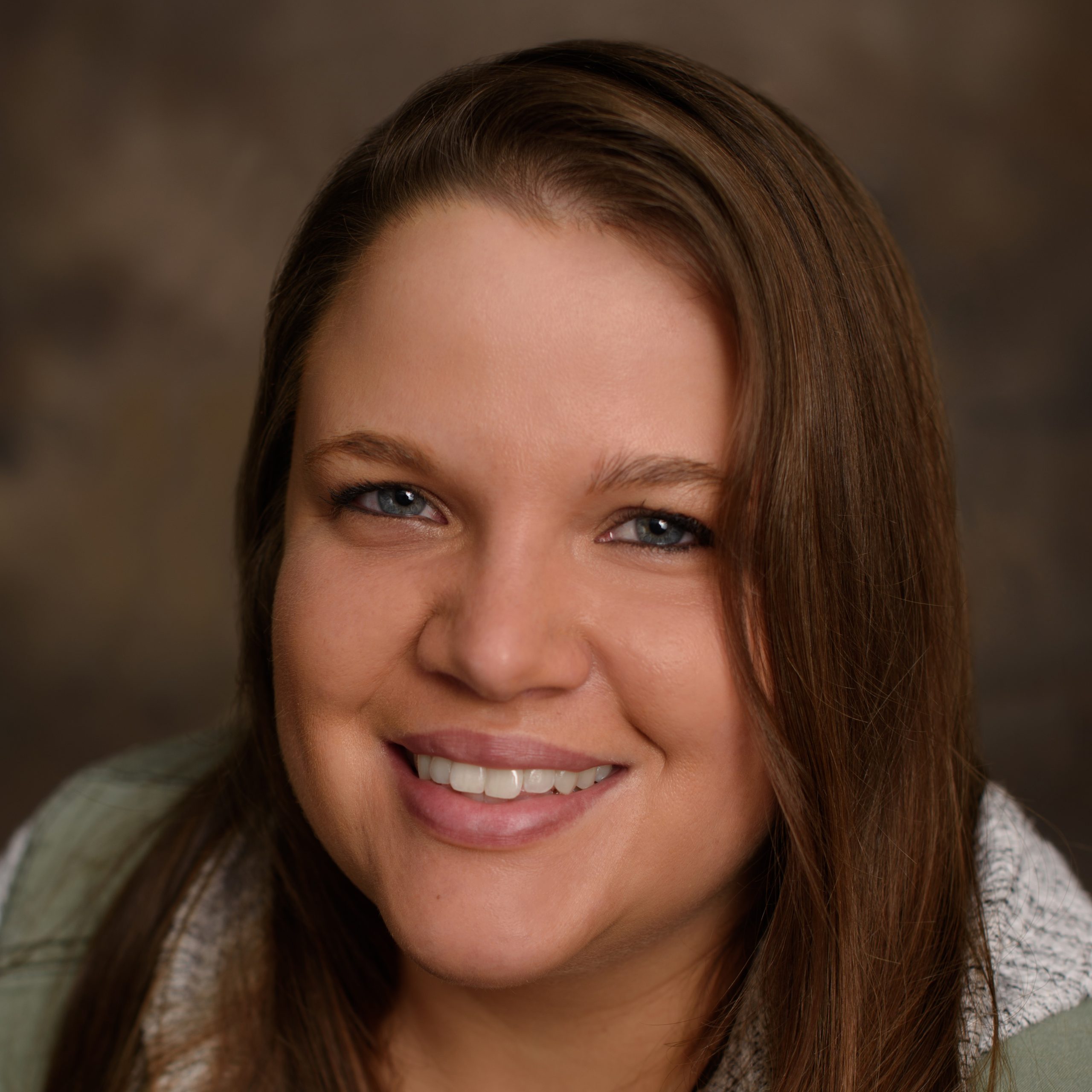 Holly Nardi professional headshot