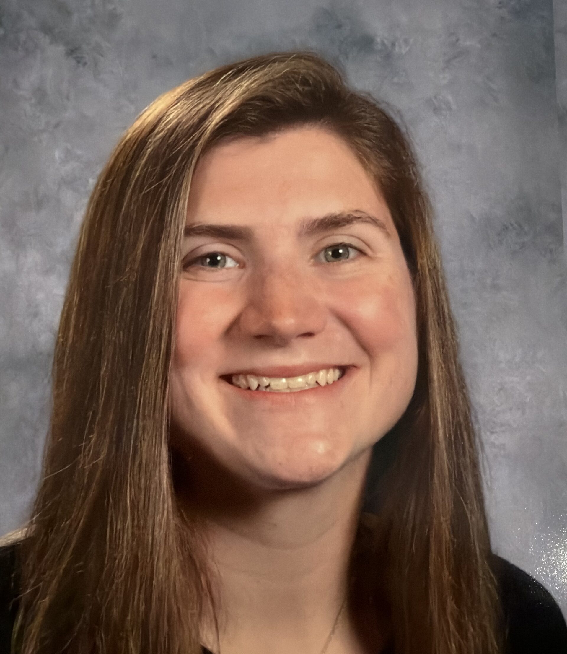 Shelby Curtiss Headshot